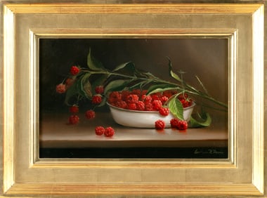 WILLIAM ROBERT DAVIS (Massachusetts, 1952-), "A Dish of Raspberries"., Oil on canvas, 9" x 14".