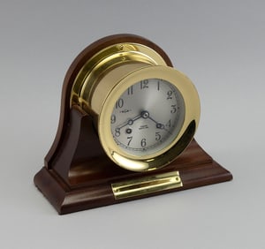CHELSEA CLOCK CO. SHIP'S BELL CLOCK Boston, 20th Century Face diameter 4".