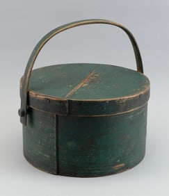 PANTRY BOX 19th Century Height 7". Diameter 13.5".