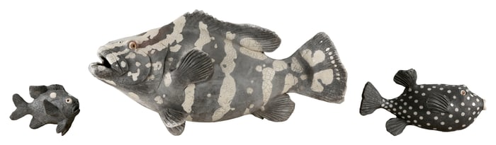 THREE ALAN & ROSEMARY BENNETT CLAY FISH New York, Contemporary Lengths from 6" to 23".