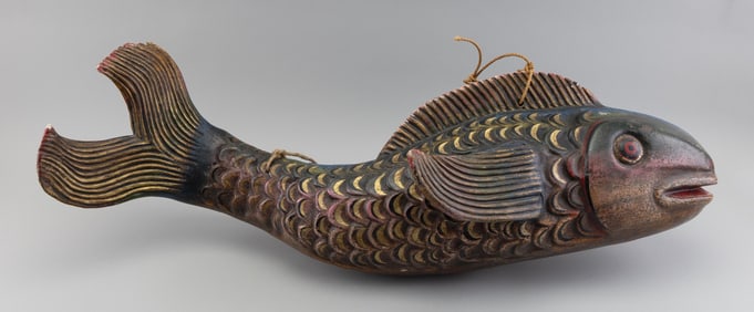 FISH CARVING 20th Century Height 11.5". Length 37".