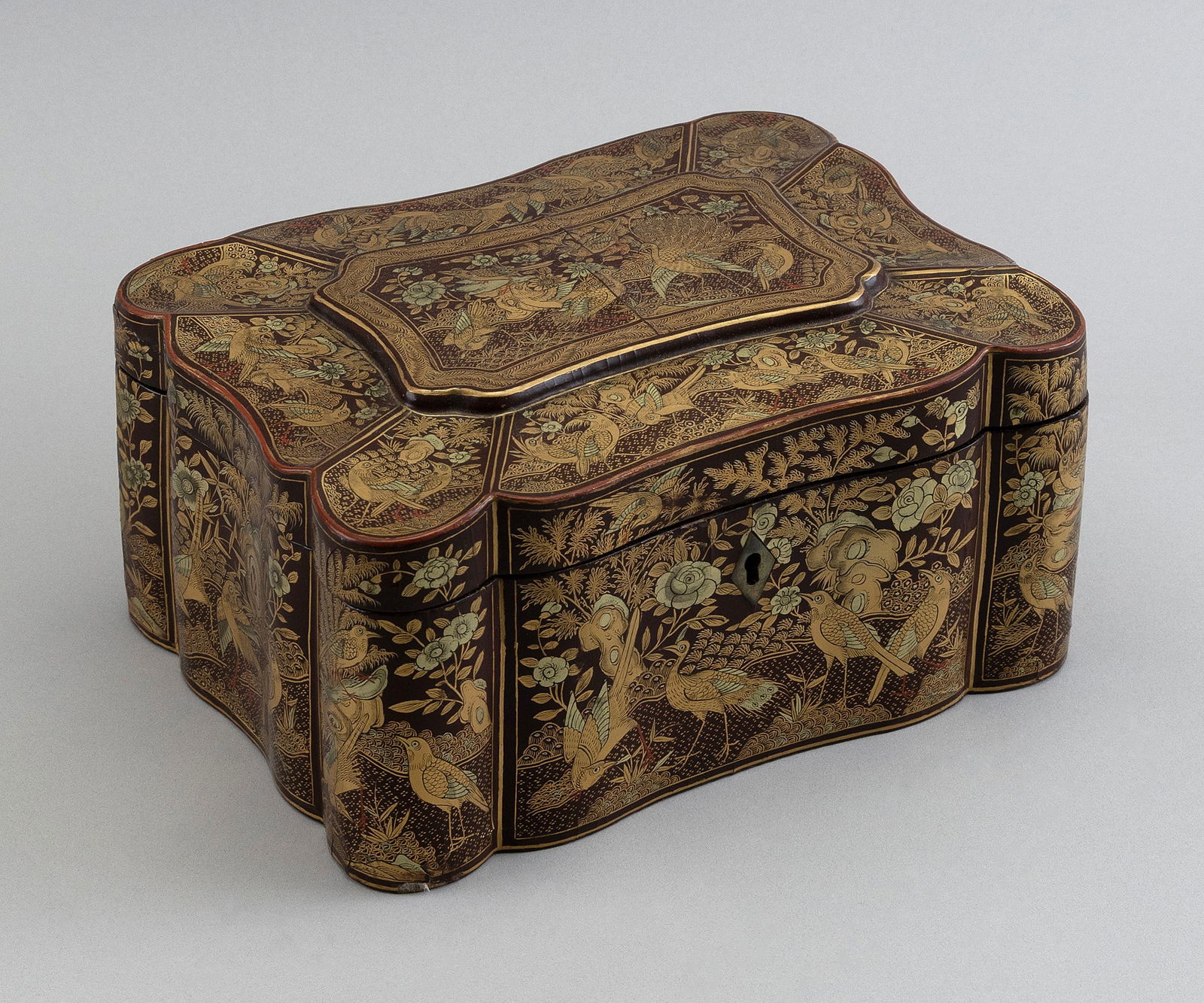 CHINESE EXPORT GILT LACQUER TEA CADDY 19th Century Height 4". Width 8.5". Depth 6.25".: CHINESE EXPORT GILT LACQUER TEA CADDY19th CenturyElaborately decorated. Interior fitted with pewter tea canisters.Height 4". Width 8.5". Depth 6.25".