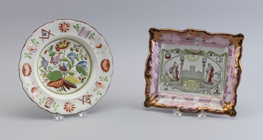 TWO PIECES OF ENGLISH SOFT PASTE WITH MASONIC DECORATION 19th Century Plate diameter 8.75".