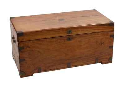 CAMPHORWOOD CHEST 19th Century Height 20". Width 40". Depth 40".