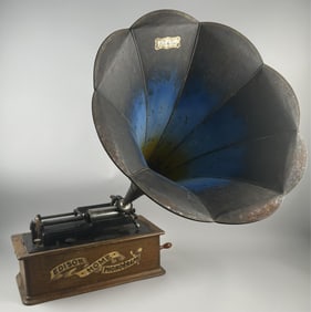 EDISON PHONOGRAPH Early 20th Century Box length 18".