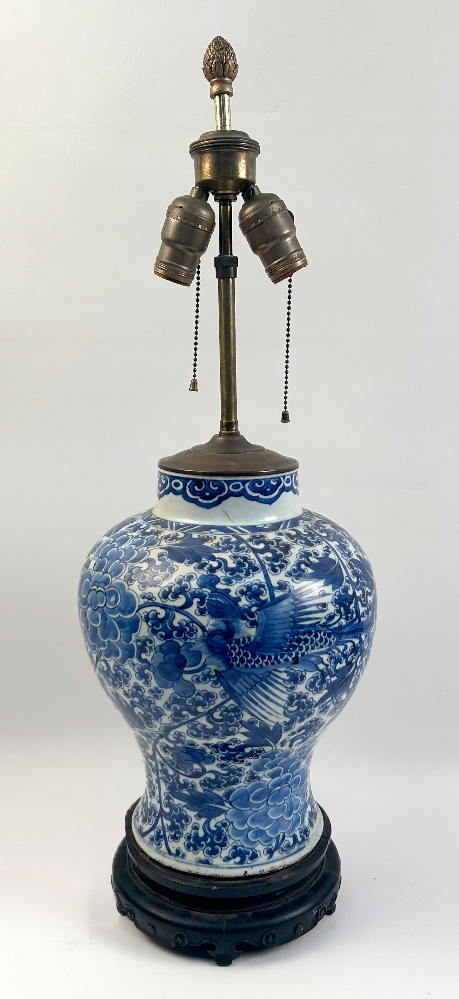 CHINESE BLUE AND WHITE PORCELAIN MEIPING VASE Late 19th/Early 20th Century Vase height 13". Lamp (1 of 5)