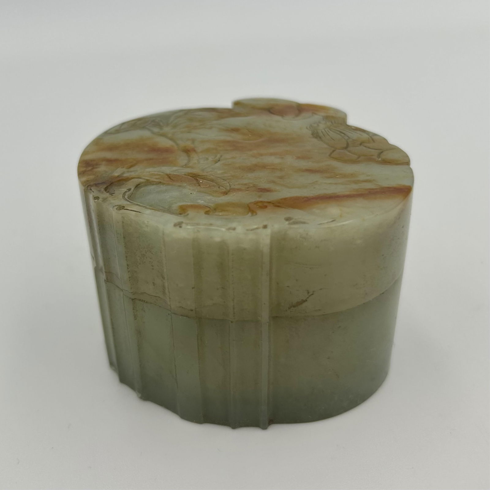 CHINESE CARVED CELADON JADE COVERED BOX 19th Century Height 1.75". Width 2.5". (1 of 11)
