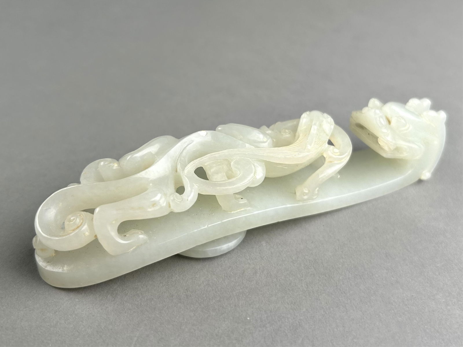 CHINESE CARVED WHITE JADE GIRDLE HOOK 19th Century Length 5.5". (1 of 11)