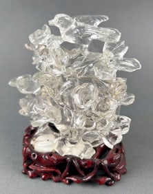 CHINESE CLEAR GLASS ROCK COVERED VASE 20th Century Height 4.5". Wood base.