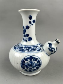 CHINESE BLUE AND WHITE PORCELAIN KENDI Kangxi Period Height 7".