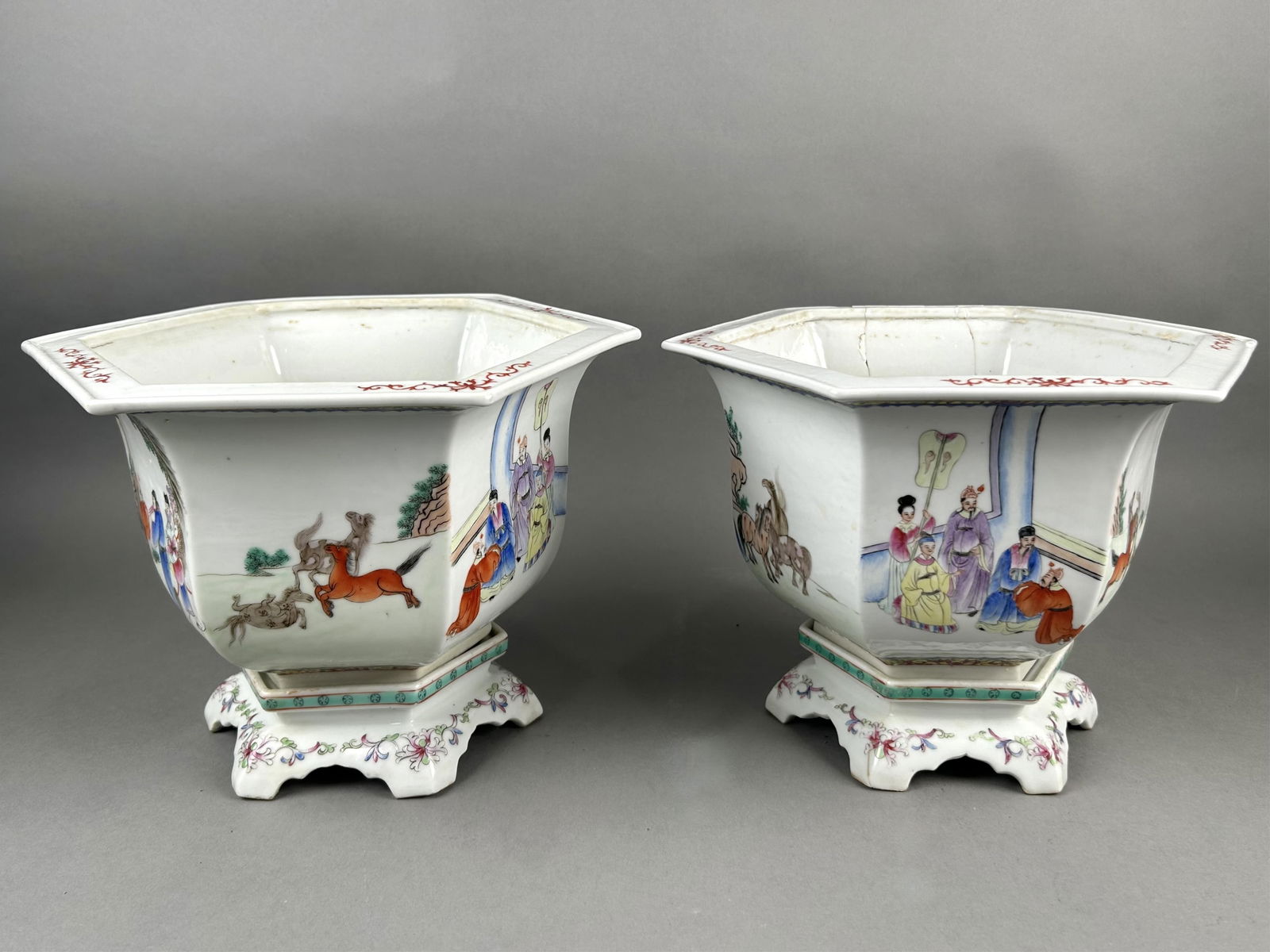 PAIR OF CHINESE FAMILLE ROSE PORCELAIN HEXAGONAL JARDINIERES ON STANDS First Half of the 20th (1 of 20)