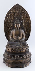 CHINESE GILT LACQUERED CARVED WOOD BUDDHA 19th Century Buddha height 11". Mandorla height 20".