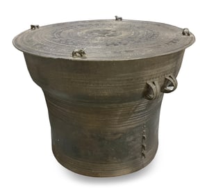 SOUTHEAST ASIAN SHAN-STYLE BRONZE RAIN DRUM Height 20". Diameter of top 26.25".