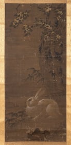 JAPANESE SCROLL PAINTING ON SILK OF A WHITE RABBIT 18th/19th Century 38" x 17".