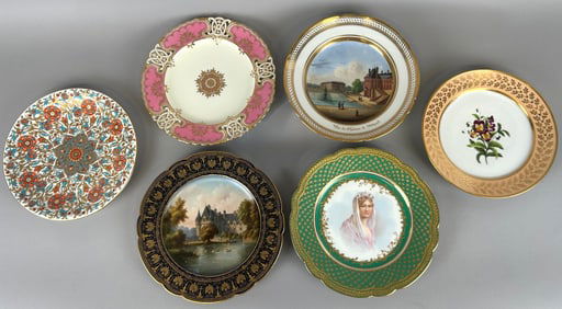 SIX PORCELAIN CABINET PLATES 19th Century Diameters from 9" to 9.5".