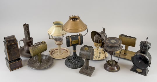 TEN TIN LAMPS 19th Century Heights from 7" to 14".