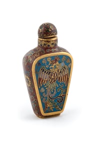 CLOISONNE ENAMEL SNUFF BOTTLE Late 19th/Early 20th Century Height 2.5".