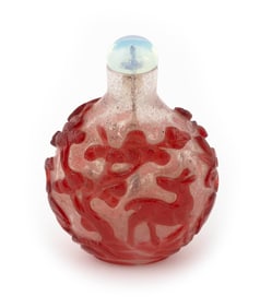 OVERLAY GLASS SNUFF BOTTLE Late 19th Century Height 2.75".