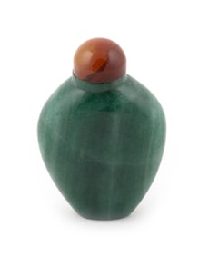 GREEN JADE SNUFF BOTTLE Early 20th Century Height 2.25".