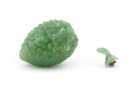 CARVED GREEN JADE SNUFF BOTTLE Late 19th/Early 20th Century Height 2".