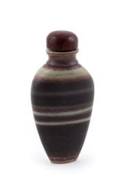 BANDED HARDSTONE SNUFF BOTTLE Early 20th Century Height 2.5".