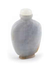 MOTTLED JADE SNUFF BOTTLE Late 19th/Early 20th Century Height 2.25".