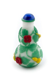 OVERLAY GLASS SNUFF BOTTLE Late 19th/Early 20th Century Height 2.25".