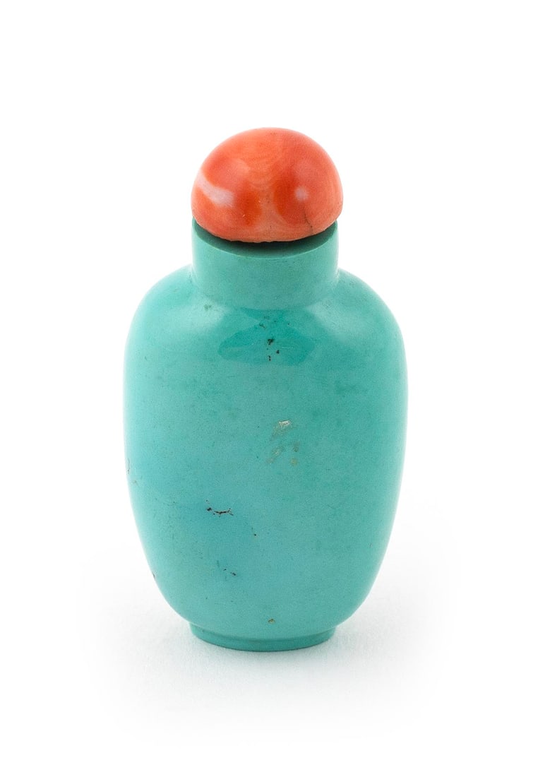 TURQUOISE HARDSTONE SNUFF BOTTLE Late 19th Century Height 2". (1 of 7)