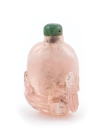 CARVED TOURMALINE SNUFF BOTTLE 19th Century Height 3".