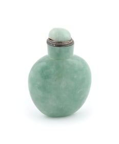 GREEN JADE SNUFF BOTTLE 19th Century Height 2".