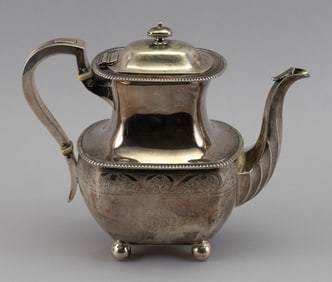 RAND & CRANE STERLING SILVER TEAPOT Boston, Late 19th/Early 20th Century Approx. 25.0 troy oz.
