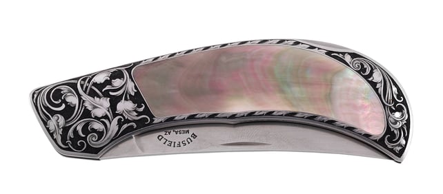 JACK BUSFIELD FOLDING KNIFE ENGRAVED BY JON ROBYN Roanoke Rapids, North Carolina, Early 1980s Length