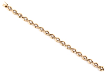 14KT YELLOW GOLD AND DIAMOND LINK BRACELET Approx. 12.15 total dwt.