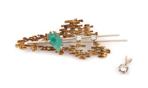 14KT YELLOW GOLD AND DIAMOND PIN AND PENDANT Approx. 4.56 total dwt.