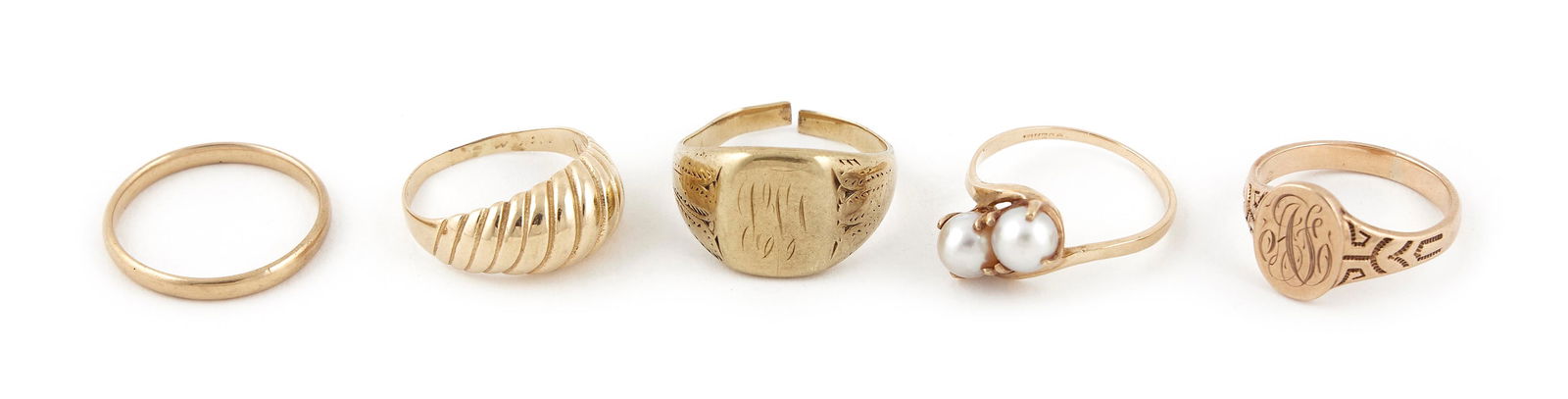 FIVE GOLD RINGS 10kt approx. 9.70 total dwt., 14kt approx. 4.30 total dwt.. (1 of 2)