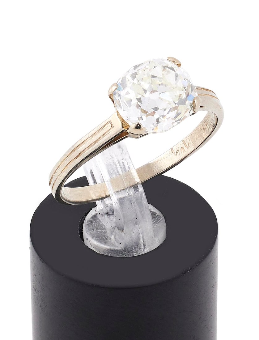 14KT WHITE GOLD AND DIAMOND SOLITAIRE RING Approx. 1.41 total dwt. (1 of 7)