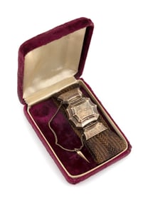 10KT YELLOW GOLD LOCKET BRACELET