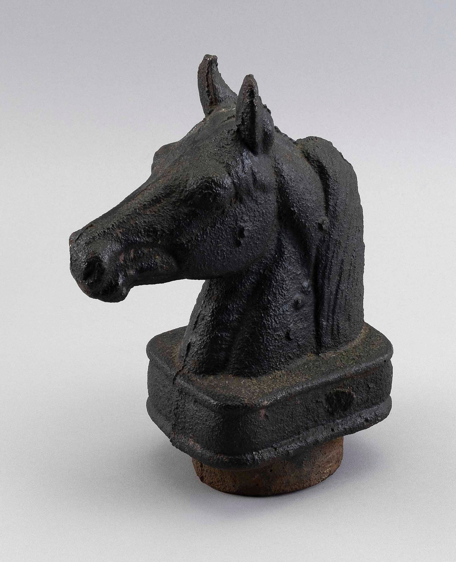 CAST IRON STALLION'S HEAD POST FINIAL 19th Century Height 10.5".: CAST IRON STALLION'S HEAD POST FINIAL 19th Century Painted black. Height 10.5". Provenance: An Upstate New York Collection.
