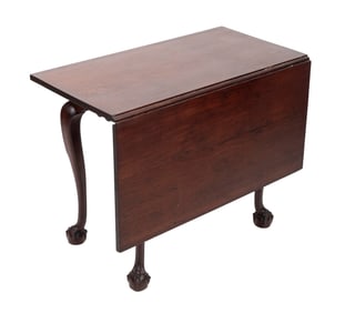CHIPPENDALE CUBAN MAHOGANY BEDROOM TABLE Massachusetts, Circa 1780 Height 27.5". Length 36".