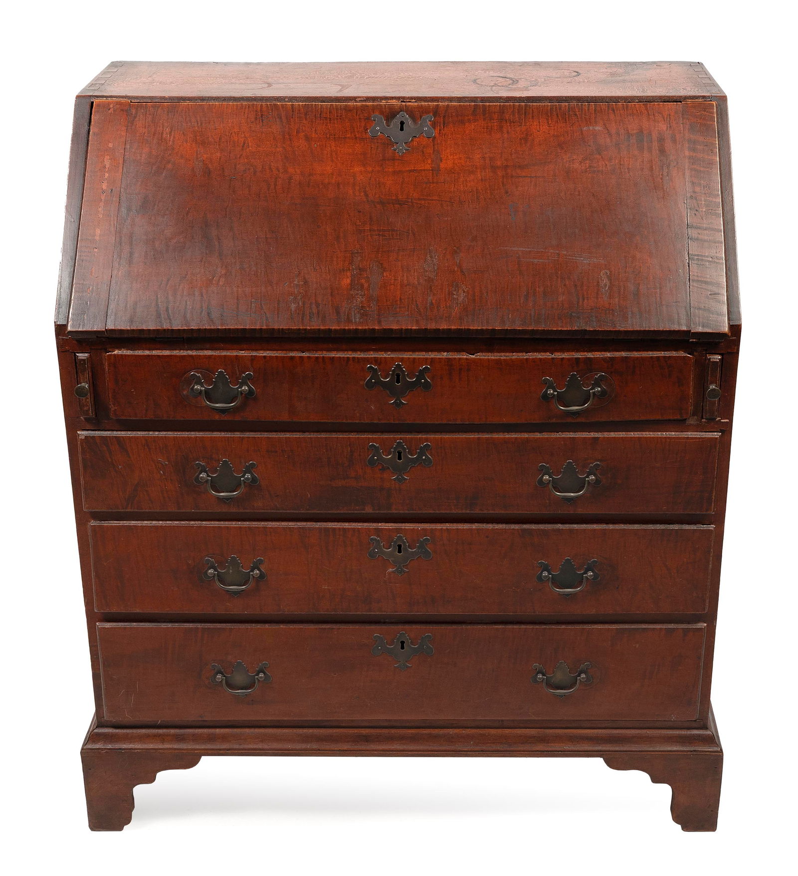 CHIPPENDALE SLANT-LID DESK Southeastern Massachusetts, 18th Century Height 41". Width 36". Depth (1 of 6)