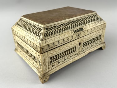 PRISONER-OF-WAR BONE SEWING BOX, PROBABLY RUSSIAN Late 19th Century Height 4.75". Width 9". Depth