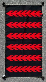 SOUTHWESTERN-STYLE THROW BLANKET 20th Century 22" x 59".