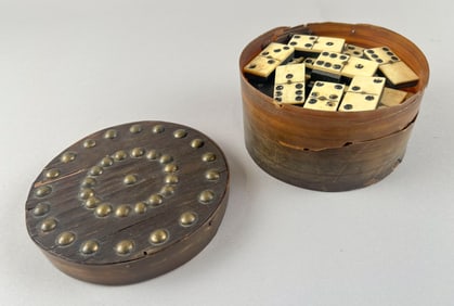 BALEEN DITTY BOX CONTAINING DOMINOES 19th Century Box height 3". Diameter 4.75".