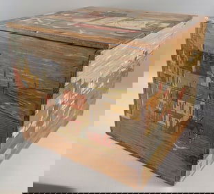 PINE BOX WITH NAUTICAL PAINTED DECORATION 20th Century Height 15". Width 17". Depth 17".