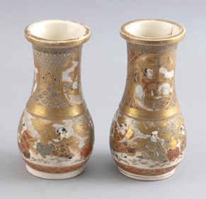 PAIR OF JAPANESE SATSUMA POTTERY VASES Late 19th Century Heights 6".