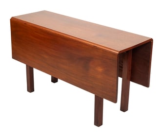 MAHOGANY DROP-LEAF TABLE 18th Century Height 27.5". Length 16.5" plus two 15" drop leaves. Width