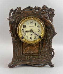 SETH THOMAS ART NOUVEAU-STYLE MANTEL CLOCK America, 20th Century Height 11".