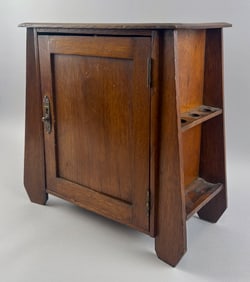 OAK SMOKING CABINET Early 20th Century Height 14". Width 14". Depth 6".