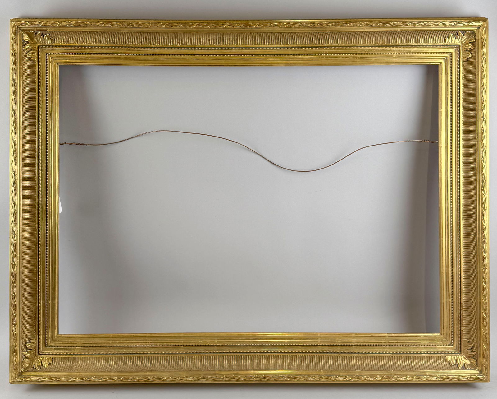 LARGE HUDSON RIVER-STYLE CARVED AND GILT PICTURE FRAME 20th Century 42" x 32". Aperture 23.5" x (1 of 1)