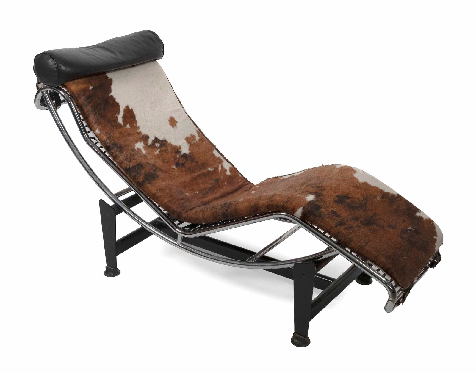 AFTER LE CORBUSIER FOR CASSINA "LC4" CHAISE LONGUE Italy, Late 20th Century Frame height 13". Total: AFTER LE CORBUSIER FOR CASSINA "LC4" CHAISE LONGUE IN COWHIDEItaly, Late 20th CenturySling seat on a chrome steel frame that rests on a black steel base. No Corbusier/Cassina marks, but snaps on hide